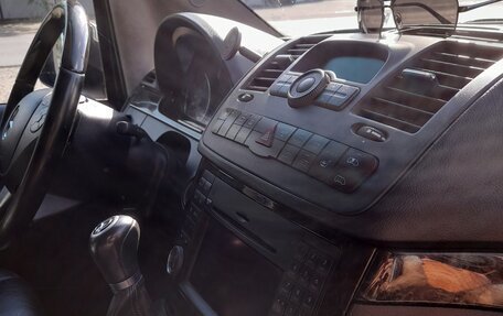 Mercedes-Benz Viano, 2012 год, 3 100 000 рублей, 23 фотография