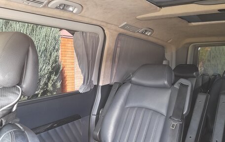 Mercedes-Benz Viano, 2012 год, 3 100 000 рублей, 24 фотография