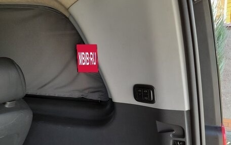 Mercedes-Benz Viano, 2012 год, 3 100 000 рублей, 17 фотография