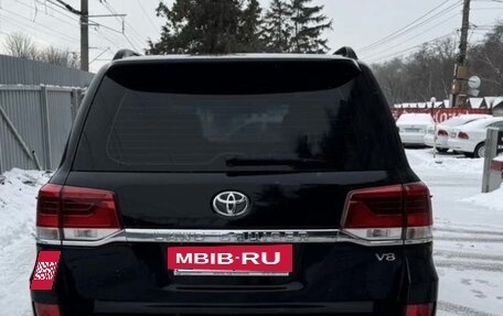 Toyota Land Cruiser 200, 2010 год, 1 790 000 рублей, 3 фотография
