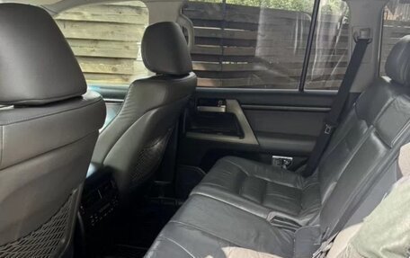 Toyota Land Cruiser 200, 2010 год, 1 790 000 рублей, 8 фотография