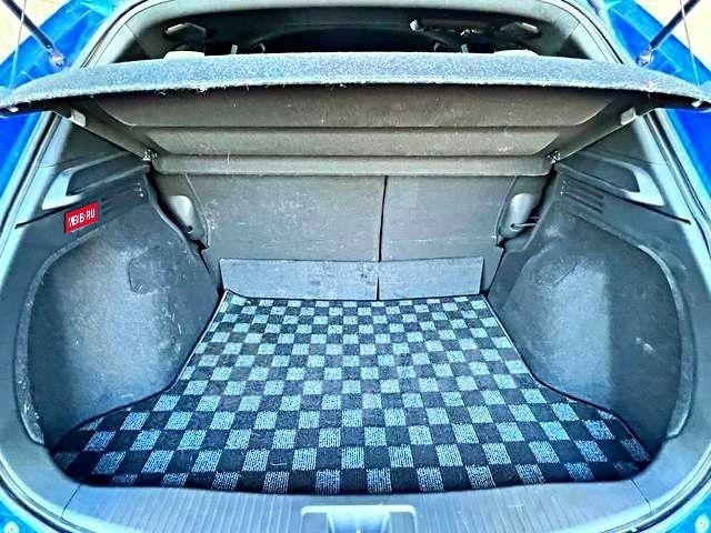 Honda Vezel, 2020 год, 1 500 000 рублей, 11 фотография