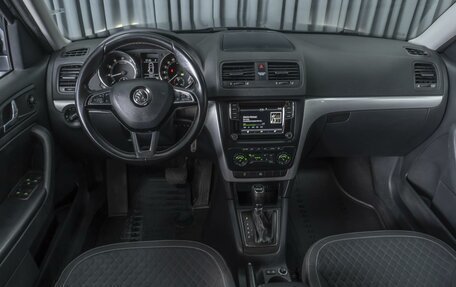 Skoda Yeti I рестайлинг, 2016 год, 1 379 000 рублей, 6 фотография