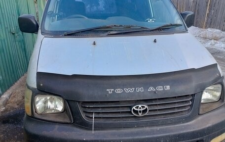 Toyota Town Ace III, 2000 год, 450 000 рублей, 3 фотография