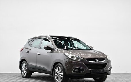 Hyundai ix35 I рестайлинг, 2013 год, 955 000 рублей, 2 фотография