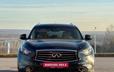 Infiniti FX II, 2013 год, 1 980 000 рублей, 2 фотография