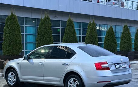 Skoda Octavia, 2018 год, 1 850 000 рублей, 4 фотография