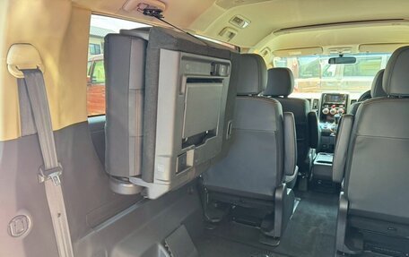 Mitsubishi Delica D:5 I, 2018 год, 2 000 000 рублей, 10 фотография