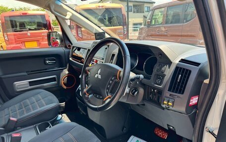 Mitsubishi Delica D:5 I, 2018 год, 2 000 000 рублей, 18 фотография