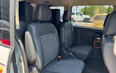 Mitsubishi Delica D:5 I, 2018 год, 2 000 000 рублей, 14 фотография