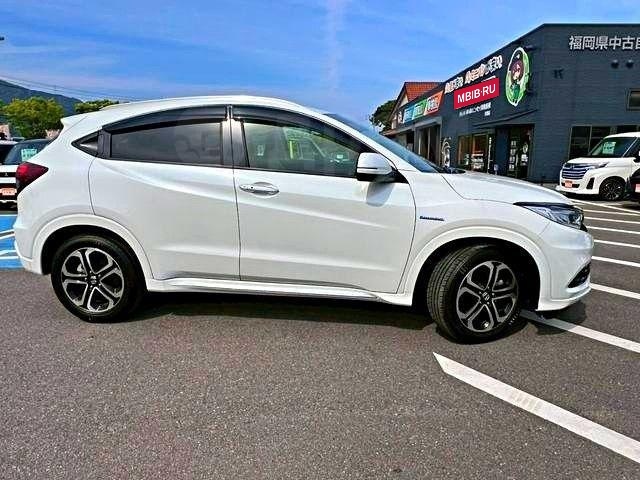 Honda Vezel, 2021 год, 1 275 000 рублей, 8 фотография