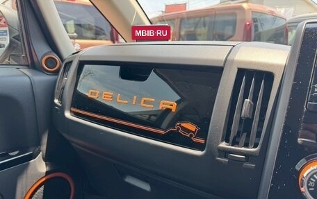 Mitsubishi Delica D:5 I, 2018 год, 2 000 000 рублей, 27 фотография