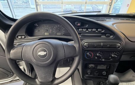 Chevrolet Niva I рестайлинг, 2016 год, 579 000 рублей, 10 фотография