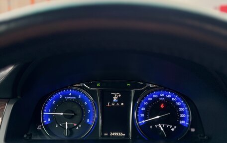 Toyota Camry, 2018 год, 1 990 000 рублей, 20 фотография