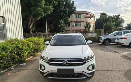 Volkswagen T-Roc I, 2025 год, 2 073 000 рублей, 2 фотография