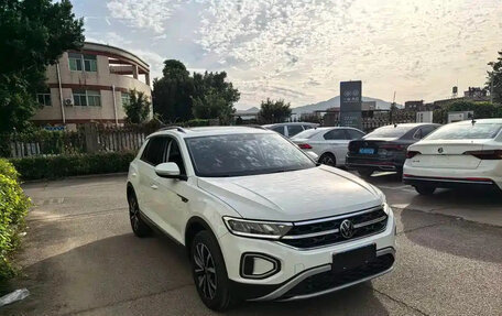 Volkswagen T-Roc I, 2025 год, 2 073 000 рублей, 3 фотография