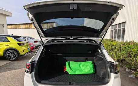 Volkswagen T-Roc I, 2025 год, 2 073 000 рублей, 15 фотография