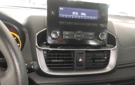 Toyota Yaris XP150 рестайлинг, 2022 год, 995 325 рублей, 10 фотография