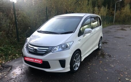 Honda Freed I, 2012 год, 1 050 000 рублей, 3 фотография