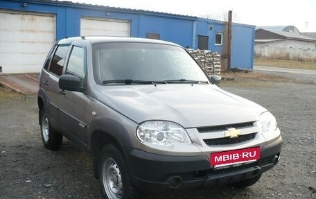 Chevrolet Niva I рестайлинг, 2017 год, 850 000 рублей, 6 фотография