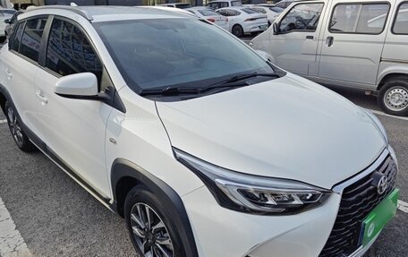 Toyota Yaris XP150 рестайлинг, 2021 год, 1 005 325 рублей, 3 фотография