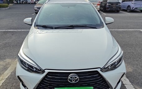 Toyota Yaris XP150 рестайлинг, 2021 год, 1 005 325 рублей, 2 фотография