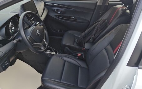 Toyota Yaris XP150 рестайлинг, 2021 год, 1 005 325 рублей, 14 фотография