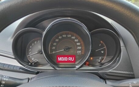 Toyota Yaris XP150 рестайлинг, 2021 год, 1 005 325 рублей, 11 фотография