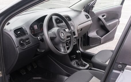 Volkswagen Polo VI (EU Market), 2011 год, 670 000 рублей, 9 фотография