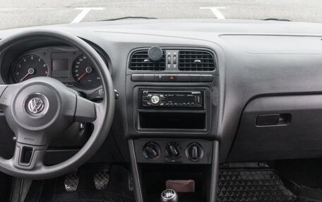 Volkswagen Polo VI (EU Market), 2011 год, 670 000 рублей, 8 фотография