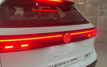 Volkswagen Tiguan, 2025 год, 4 850 000 рублей, 4 фотография