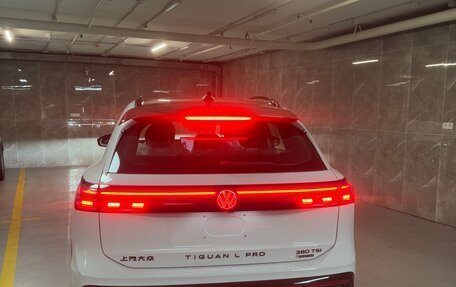 Volkswagen Tiguan, 2025 год, 4 850 000 рублей, 5 фотография