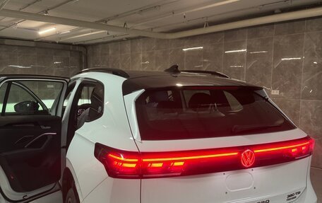 Volkswagen Tiguan, 2025 год, 4 850 000 рублей, 20 фотография