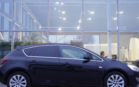 Opel Astra J, 2011 год, 636 000 рублей, 4 фотография