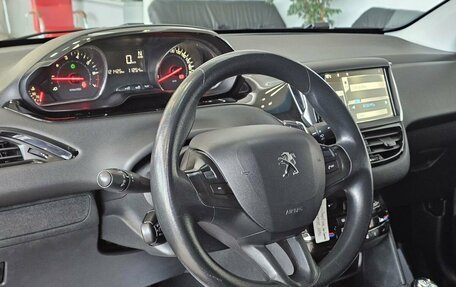 Peugeot 208 II, 2014 год, 735 000 рублей, 11 фотография