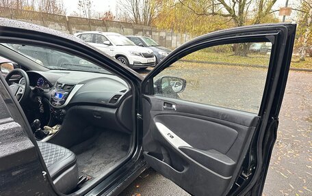 Hyundai Solaris II рестайлинг, 2013 год, 265 000 рублей, 7 фотография