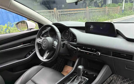 Mazda 3, 2023 год, 2 104 000 рублей, 13 фотография