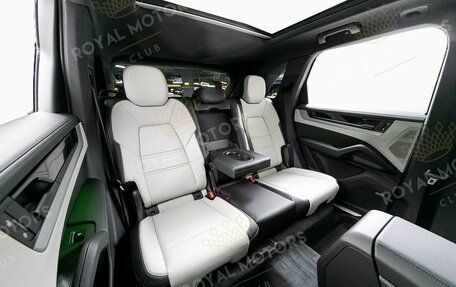 Porsche Cayenne III, 2025 год, 16 700 000 рублей, 16 фотография