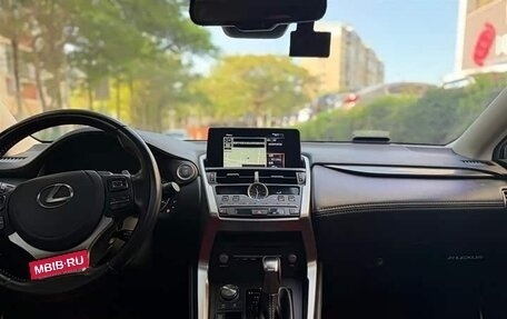 Lexus NX I, 2021 год, 2 880 000 рублей, 11 фотография