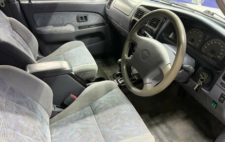 Toyota Hilux Surf III рестайлинг, 2000 год, 920 000 рублей, 10 фотография