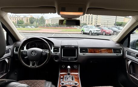 Volkswagen Touareg III, 2013 год, 2 390 000 рублей, 11 фотография