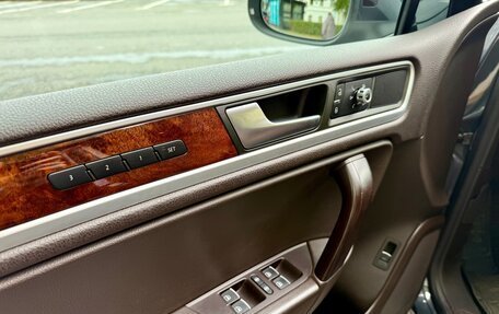 Volkswagen Touareg III, 2013 год, 2 390 000 рублей, 14 фотография