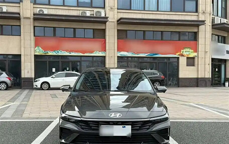 Hyundai Elantra, 2024 год, 1 815 000 рублей, 2 фотография