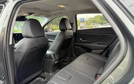 Hyundai Elantra, 2024 год, 1 815 000 рублей, 9 фотография