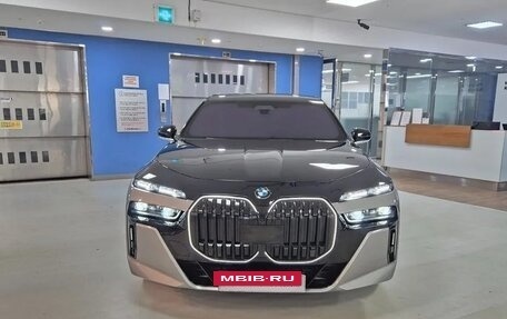 BMW 7 серия, 2025 год, 12 100 000 рублей, 4 фотография