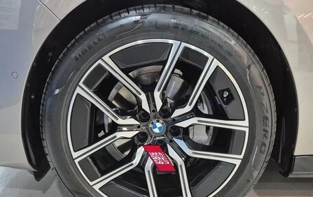 BMW 7 серия, 2025 год, 12 100 000 рублей, 19 фотография