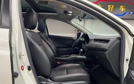 Honda Vezel, 2020 год, 1 665 000 рублей, 9 фотография