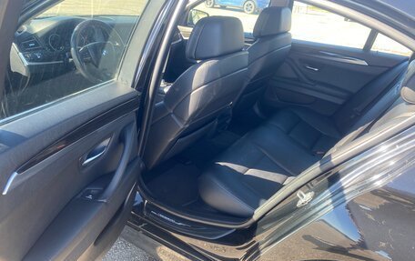 BMW 5 серия, 2010 год, 2 100 000 рублей, 22 фотография