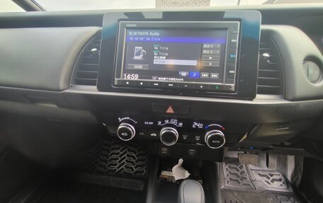 Honda Fit, 2021 год, 1 550 000 рублей, 13 фотография