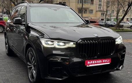 BMW X7, 2022 год, 8 999 000 рублей, 2 фотография